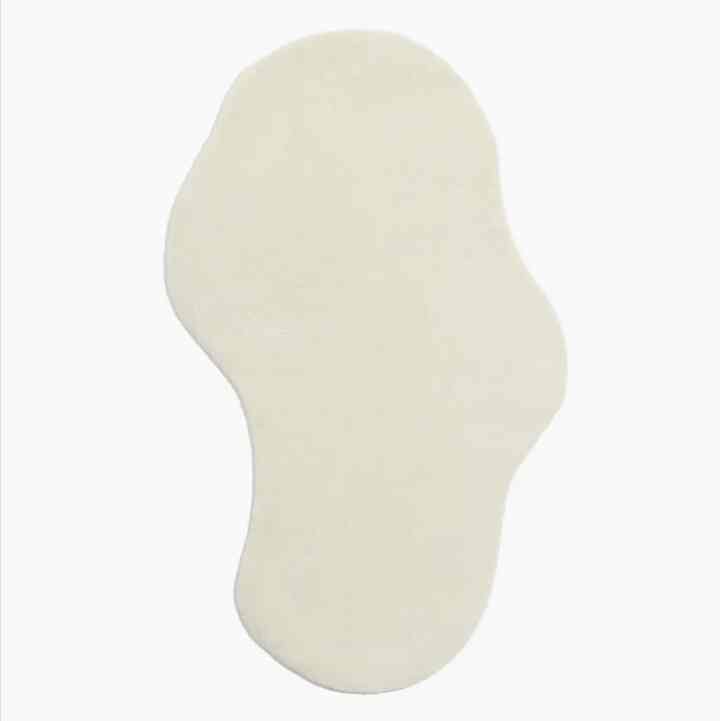 タフテッドウールラグ