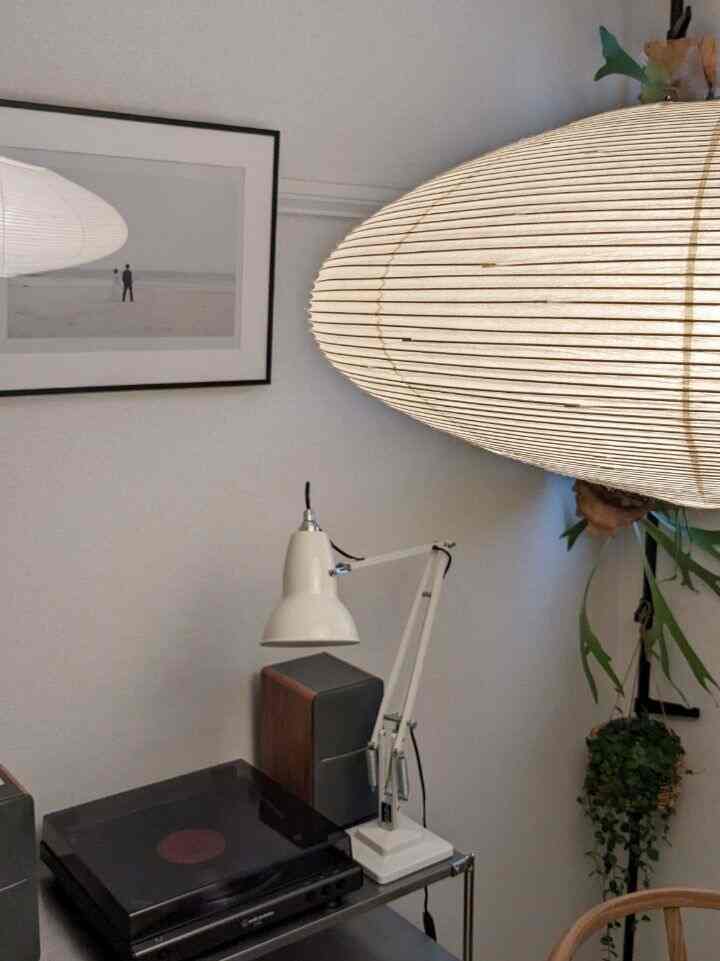 模様替え中。
まだまだ定まらず🥹

#noguchiisamu #akari #carlhansenandsun #ychair #レコードのある暮らし #観葉植物のある暮らし アングルポイズ