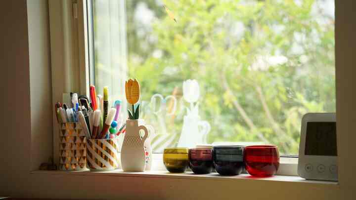 ガラス小物は窓側が映えますね。
置き方考え中🤔

#ヌータヤルヴィ 
#ヴィンテージ 
#ヴィンテージ雑貨 
#サーラホペア 
#北欧 
#北欧インテリア 
#グラス 
#コレクション　
