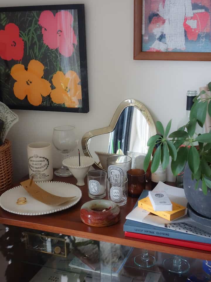 💭🫧🌿

#キャンドル #candle #diptyque #お香 #お香立て #インセンスホルダー #ハートミラー #卓上ミラー #キャビネット #incense #器 