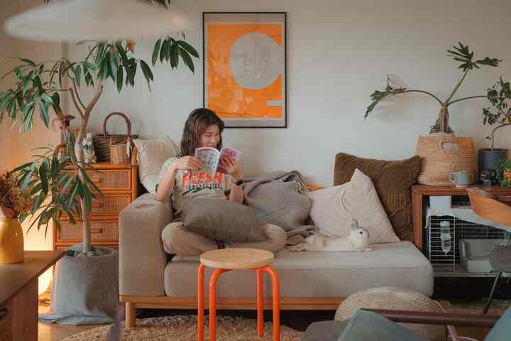 My girlfriend studying in the morning

A rabbit taking a morning break

#interior

#lifestyle

#living room

#IKEA

#colorful

#natural

#plants

#1LDK