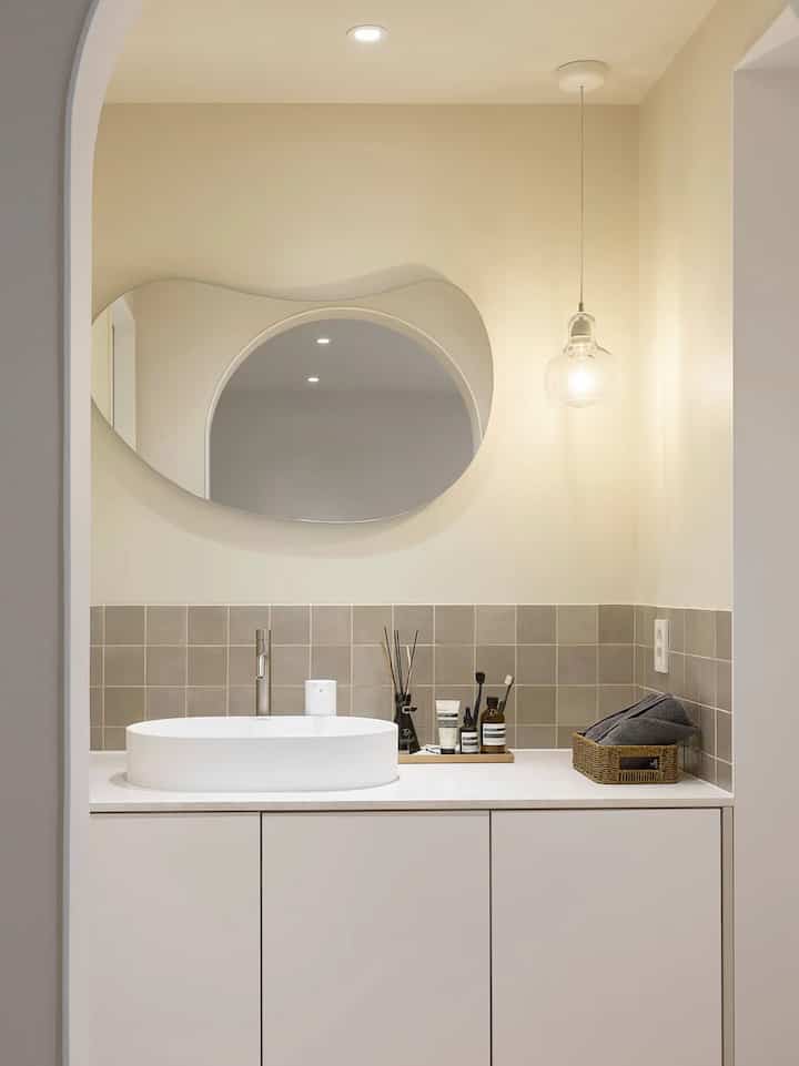 Tetap sederhana di kamar mandi. #SimpleStyle #FunctionalDesign #CleanAesthetic