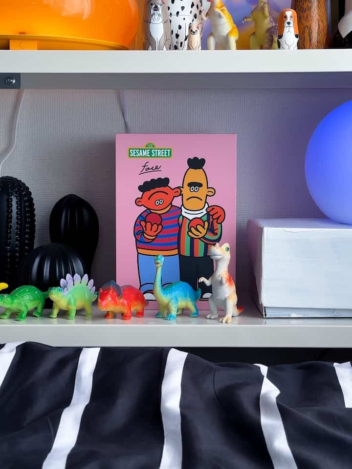 The box is cute too, I'm worried 🤦‍♂️
face×sesame street collaboration figure

#living alone #一人暮らし男子 #一人暮らし部屋 #一人暮らしインテリア #ひとり暮らし #ひとり暮らしインテリア #ワンルーム #ワンルームインテリア #ワンルーム一人暮らし #狭い部屋 #インテリアコーディネート #インテリア雑貨 #インテリア小物 #1K #1K6畳 #6畳 #間接照明 #ikea #셀프인테리어그램 #셀프인테리어 #인테리어코디네이트 #인테리어소품 #간접조명 #interior #roomdesign #roomdecor #roomtour #interiorlighting