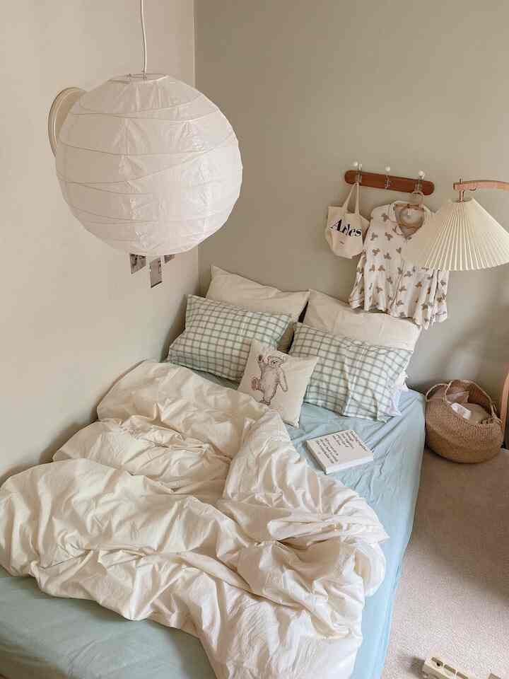 A refreshing touch of mint for a cheerful vibe. #MintAccents #FreshInteriors #PopOfColo