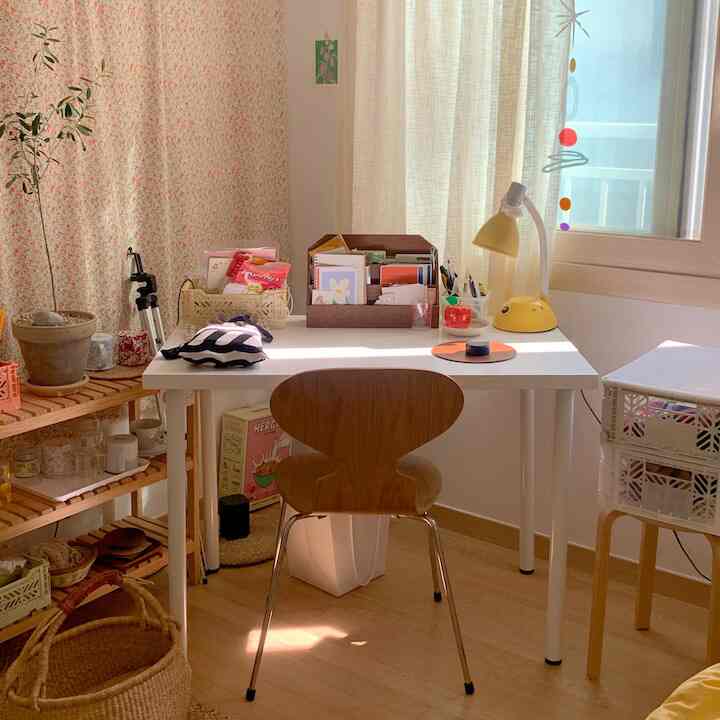 Arranging the desk diagonally to give the space a fresh vibe. #DiagonalDesk #NewPerspective #CreativeLayout #desklayout #IKEAtable