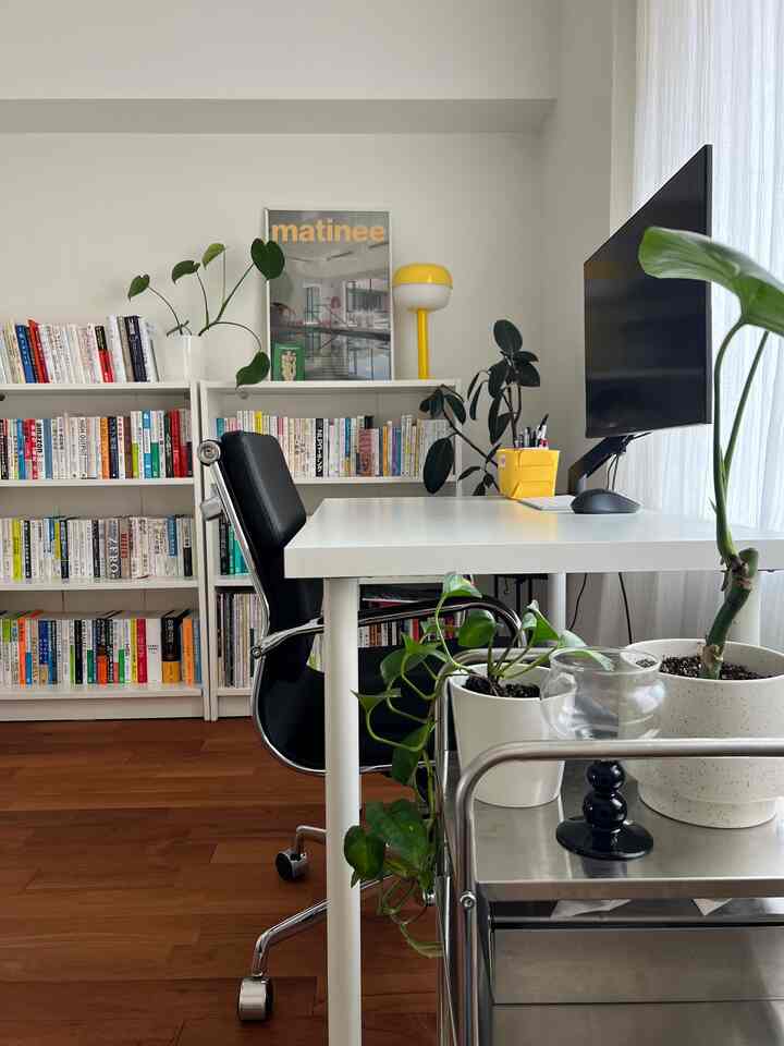 👩‍💻💛🤍 #remotework