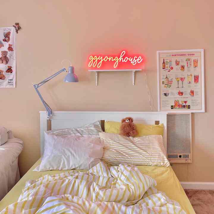 Check out this stylish bedroom! 💫🛏️ 

Credit : @ggyonghouse

#StylishBed #BedroomGoals #InteriorDesign