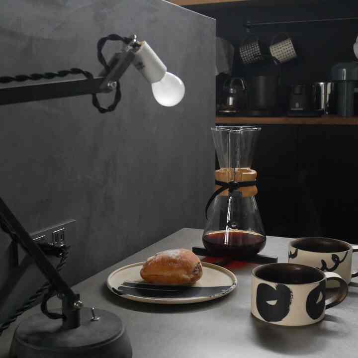 Waktu minum teh menggunakan peralatan artis. senang

#kopi
#waktunya minum kopi
#Kapal Penulis
#penerangan