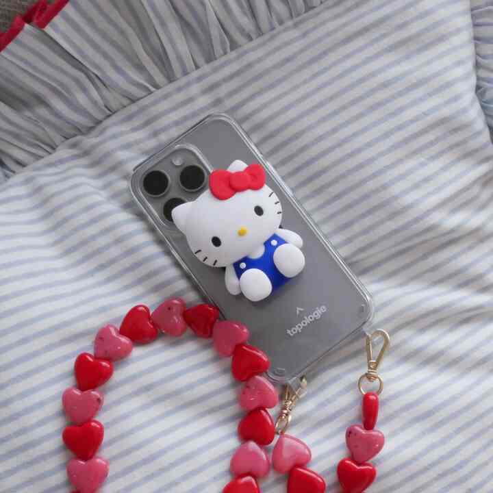 ウルトラ可愛いスマホグリップとスマホチェーンを手に入れたので📷
どこに置いといてもポップでテンションあがります🎀❣️

#カラフルインテリア #ハローキティ #hellokitty #スマホチェーン