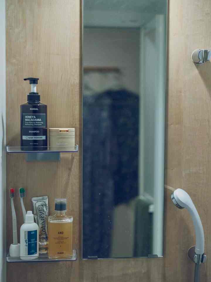 🪥🪥🫙

オーラルケアグッズに新たな仲間が🙌
VITAL MATERIALのマウスウオッシュは天然成分だけで作られているので、刺激は程々で市販のマウスウオッシュがキツすぎるという方にはオススメです✍️

#ナチュラル
#ナチュラルインテリア
#シャワールーム 
#洗面台 
#歯ブラシ 
