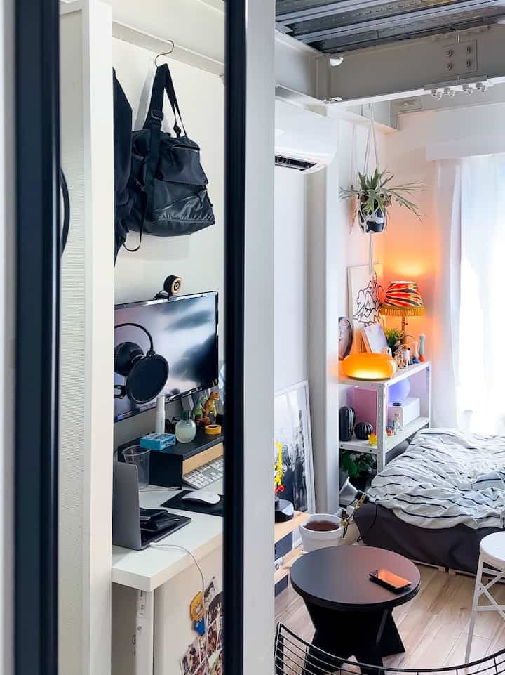 Fraknan IKEA bukanlah cermin yang dipasang di dinding, tetapi saya memasang pengait ke dinding dan menggunakannya sebagai cermin yang dipasang di dinding 🌞

#Hidup Sendirian #Tur Kamar #Mid Century #Anak Laki-Laki Tinggal Sendiri #Kamar Tamu Sendiri #Interior Hidup Sendiri #StudioInterior #Hidup Sendirian dalam Satu Kamar #Kamar Kecil #6 Tikar Tatami #RutinitasPagi
#homestyling #cozyhome #homedesign #mid centurymodern #interiordesign #akari #ikea #hometour #homedecor #minivlog #roomdesign #roomdecor #roomtour #morningroutine
#셀프인테리어그램 #셀프인테리어 #인테리어코디네이트 #인테리어소품 #모닝루틴