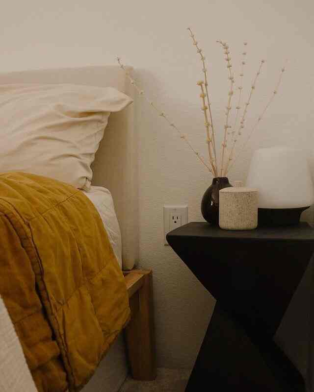 Serene home decor vibes 🏡🌿✨ 

Credit : @houseof.kai

#HomeDecor #InteriorDesign #SereneStyle