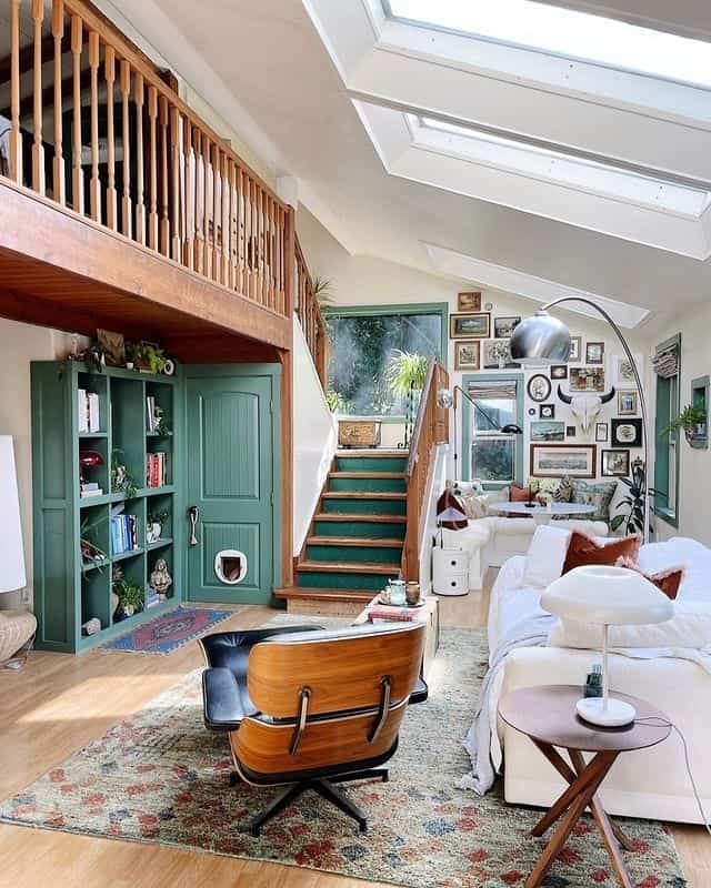 A space where beautiful decor and colors come together ✨🎨🏠 

Credit : @jojotastic

#HomeDecor #StylishLiving #ColorfulSpaces