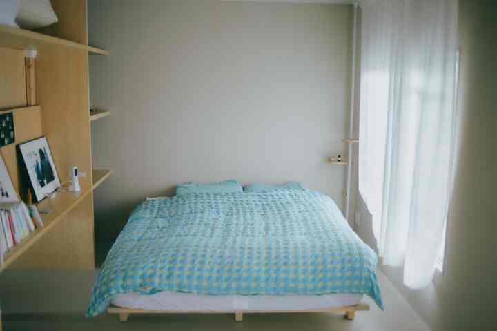 掛け布団はツイン🛏️いっぱい集めて枕カバーと掛け布団カバーを組み合わせて楽しみたいなあ🦕
#カラフルなインテリア #IKEA #IKEA寝具 #カーテン 