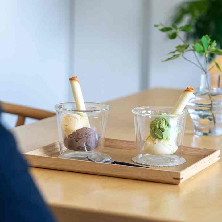 #夏 #アイス #おやつ #カフェ雰囲気 #カフェ 
アイスが食べたい季節🍨🤤
ダブルウォールグラスは冷たいままキープしてくれる時間が長くて助かる🥹