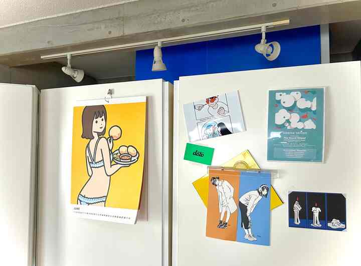 2024.6.13
今更ですが6月になったのでカレーカレンダーも
6月の女の子に🍛

最近少しずつイラストを増えていってる🎨

#イラストレーター #壁を飾る #カラフルなインテリア #賃貸 #1人暮らし　