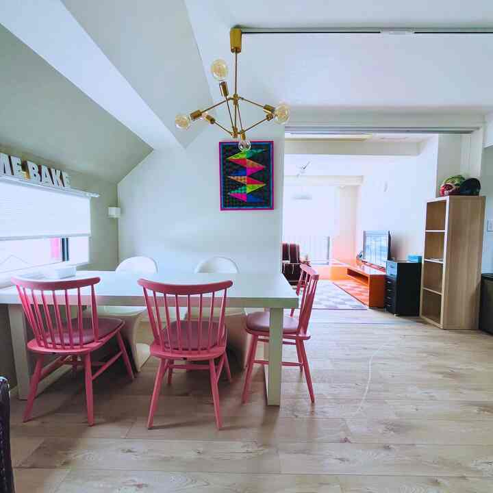 ・
・
Setelah memisahkan ruang tamu dan ruang makan,
Gaya hidup setiap orang menjadi tenang.

Ruang tamu adalah cara Anda menghabiskan waktu di ruang tamu.
Bagaimana menghabiskan waktu Anda di ruang makan.

Saya menggunakannya sebagai ruang tamu/ruang makan, tapi
Lebih baik kita memisahkannya dengan benar 🫰❤️‍🔥

______________________

#ruang tamu #ルームツアー
#kamaranak-anak #roomtour
#rumahku #interior #インテリア
#Furnitur #北欧家具
#Residence #住宅 #renovation
#Renovasi apartemen #リノベーション
#Apartemen bekas #used家具
#desain interior
#Desain Interior #diy #ライフスタイ
#gaya hidup #暮らしを楽しむ
#Apartemen Tokyo #TOKYO #cityboy #citylife
#Rumah tua #myhome #建築