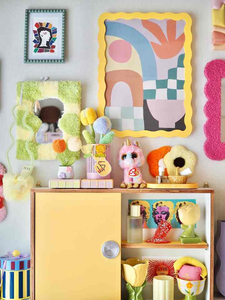 naproomさんでまたチューリップのタフティングフラワーを購入しました！🌷💛
前回のものより茎が短くて、いい感じに段差ができた！

#カラフルインテリア #カラフルポップ #タフティング #韓国インテリア #北欧インテリア