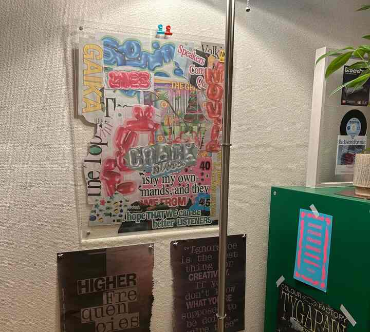 A board made from a collection of free papers 🫧
#roominterior #1K