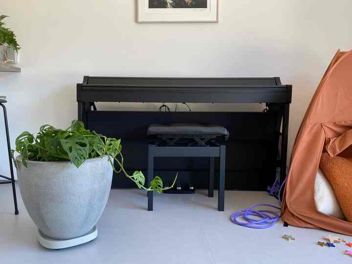 Hal yang baik mengenai piano elektronik adalah mudah untuk dipindahkan.
Coba letakkan di sana, coba letakkan di sini.

Ada kamar anak-anak, tapi pada dasarnya adalah ruang belajar dan kamar tidur kakak.
Area bermain adik-adik ada di pojok ruang tamu, sedikit di sini dan sedikit di sini.
Dan sedikit di lantai dua. Dan aku menyebarkannya.

Tenda ini dari 3coins musim lalu.
Itu terbuat dari kain dan memiliki ukuran yang bagus.


#piano
#Piano elektronik
#tempat bermain
#Ruang anak