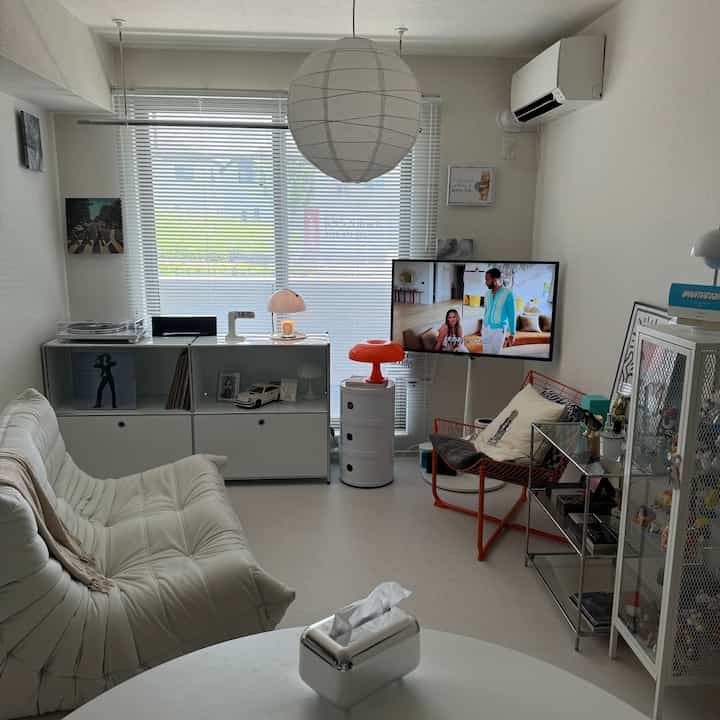 Pemandangan di siang hari juga sedikit berbeda 🤏
#Interior #インテリア家具 #インテリア小物 #韓国・Asia #韓国風 #韓国インテリア #Beatles