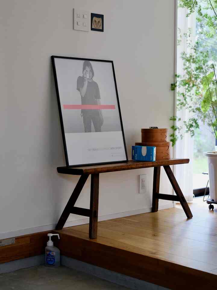 シェーカーボックス、小さいほうには鍵とハンコ、大きいほうにはクツのブラシとか入れています☺️

#mujihouse #無印良品の家 #シェーカーボックス 