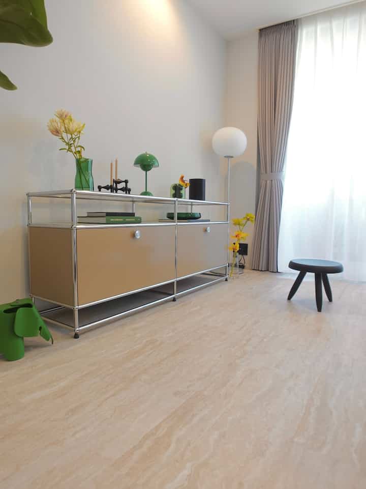 🟢🟢🟢

#interior #interiordesign #interiorstyling #livingroom #インテリア #インテリアデザイン 
#インテリアコーディネート #usm #usmhaller #usmmodularfurniture #usmハラー #cassina #charlotteperriand #カッシーナ #シャルロットペリアン #flos #floslighting #jaspermorrison #ジャスパーモリソン #フロアライト #andtradition #アンドトラディション#tomdixon #トムディクソン #stoffcandleholder #vitra #ヴィトラ