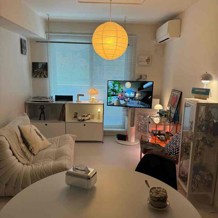 間接照明をメインにしたお部屋。。
#リビング #間接照明 #間接照明インテリア #interior #インテリア #IKEA #