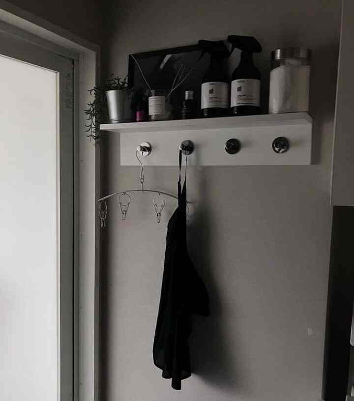 laundry room

狭いスペースなので壁にフックと棚置き両方使いたくてnitoriのウォールシェルフにikeaの粘着シールフックでスペースを作りました。
#IKEA #nitori #ランドリールーム #洗面所 #ウォールシェルフ #フック #無駄な空間 #ファブリックミスト #colony2139 #シンプルな暮らし #シンプルなインテリア #無機質インテリア #無機質　