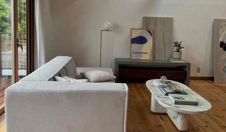 #リビング #戸建て #引っ越し #北欧
やっと引っ越し🌱
初めての戸建て投稿
急に広くなってインテリアが難しいという嬉しい悩み😩✨