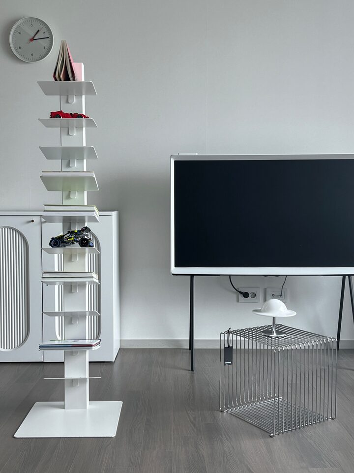 short form carousel card thumbnail