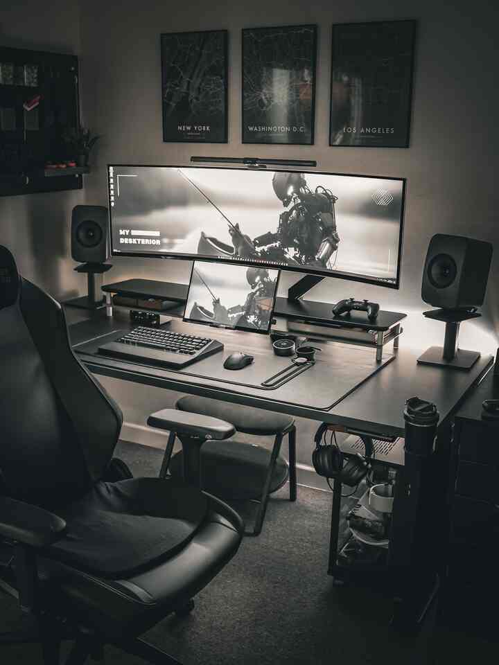  #데스크셋업 #deskterior #desksetup #black 