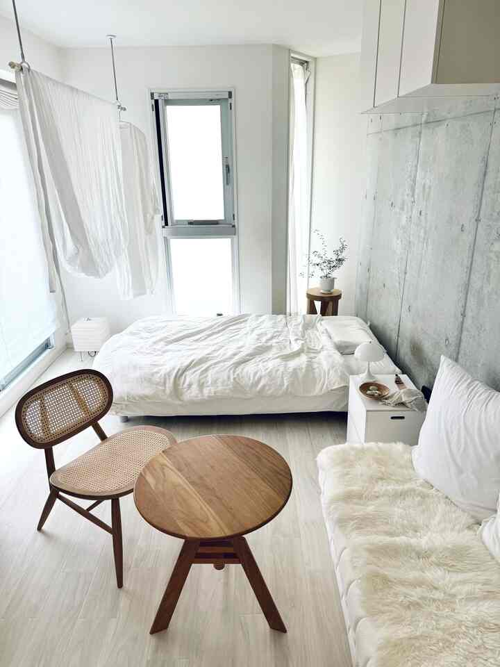 引越しました。
新しいお部屋も宜しくお願いいたします＾＾
#引越し
#床材は前の部屋のリサイクル
#ピタフィー