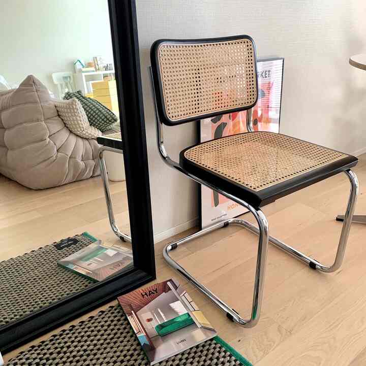 大きい鏡が欲しい方はIKEAのトフトビーンがお勧め！

こんなにも大きい鏡なのにお値段やすくて感動😭

買ってみてね〜✌️


#IKEA #トフトビーン #hay #ドアマット