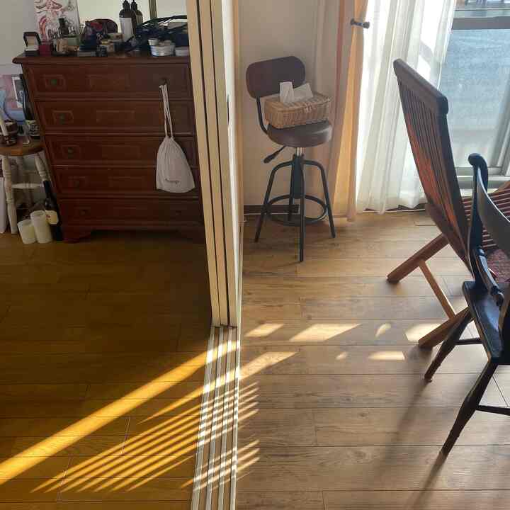 
#Antiques #ヴィンテージ #ブロカント #アンティーク家具 #インテリア #パリ #ブロカント #蚤の市 #古道具のある暮らし #古道具 #アンティークのある生活 #フランスアンティーク #おうち時間 #ひとり暮らし #ふたり暮らし #二人暮らしインテリア #間接照明 #間接照明のある暮らし #古道具好き #賃貸インテリア #france #paris #antique #ブロカントのある暮らし #丁寧な暮らし #오늘의집 #ホイールバックチェア #イギリスアンティーク #フランス雑貨 #ていねいな暮らし