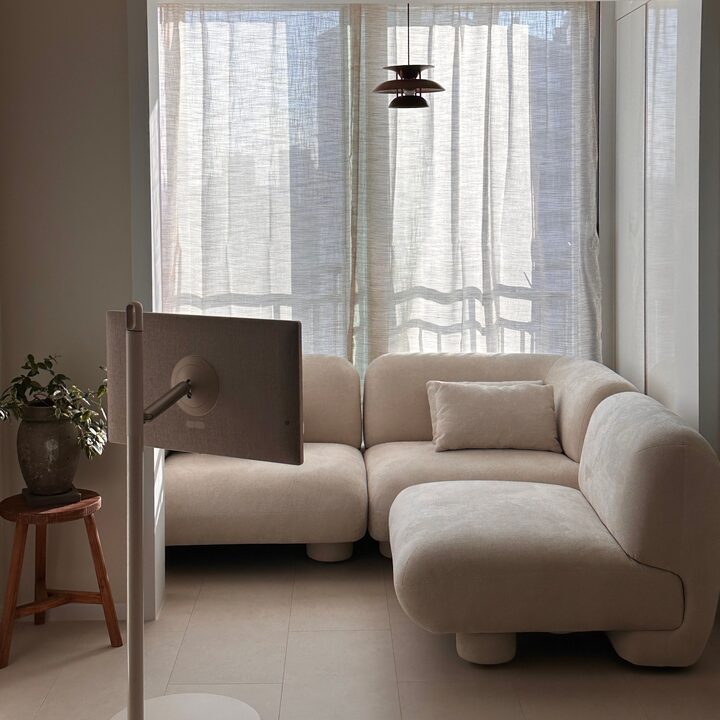 short form carousel card thumbnail