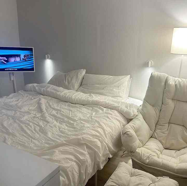 LED COB パロス ワイヤレス壁灯 充電式ライト［2色］を使ったコーディネート 2