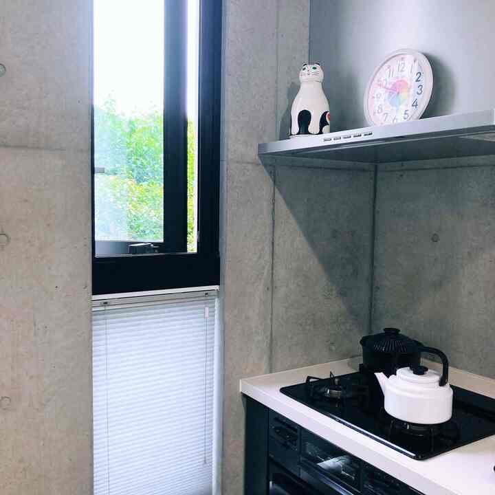 Sisi jendela dapur
Saya mencoba menjaga area di sekitar kompor sejelas mungkin.
Am Kettle lucu hanya dengan menaruhnya di atas kompor 🫣

#dapur
#amkettle
#Noda Horo
#pot tanah