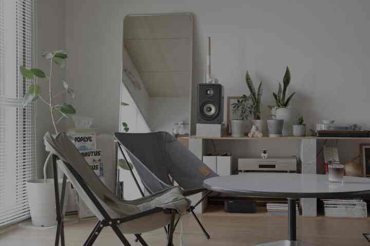 カーテンからブラインドに変更しました👏🏻

#ブラインド #ブラインドカーテン #ロースタイル #ロースタイルインテリア #コンクリートブロック #ローテーブル #ラウンドテーブル #アウトドアチェア