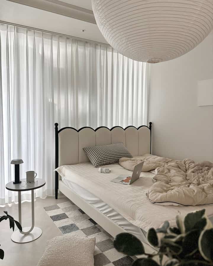 time alone
I have two very precious children..🌝🫰🏻
After charging, it's sweet to go to parenting in the afternoon🩵

#Double-story house #복층인테리어 #우드인테리어 #맞팔 #오늘장면한컷 #아이가있는집 #구축아파트주방 #홈스타일링 {7 #Space Curation} #소품인테리어 #화이트인테리어 #셀프인테리어 #홈데코 #홈카페 #테라스꾸미기 #테라스복층집 {15 #Bedroom interior} #우드감성 #쇠테리어 #프렌치인테리어