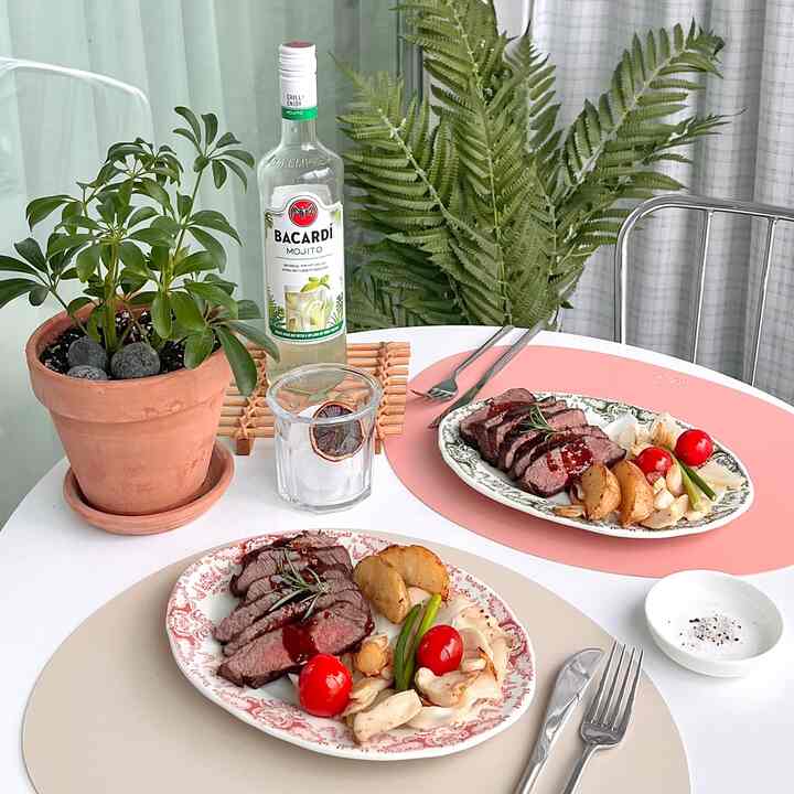 Bigbleランチョンマット 2枚セット［6色］を使ったコーディネート 1