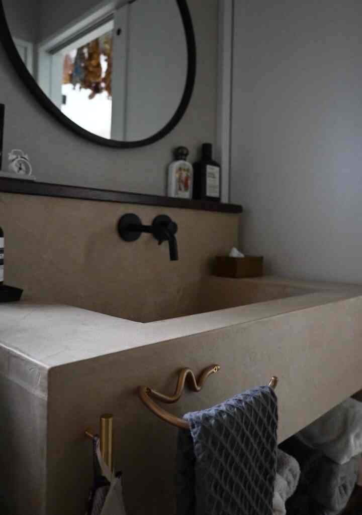 🤲🏻🫧
#造作洗面台 #モールテックス #fermLIVING #Aesop 