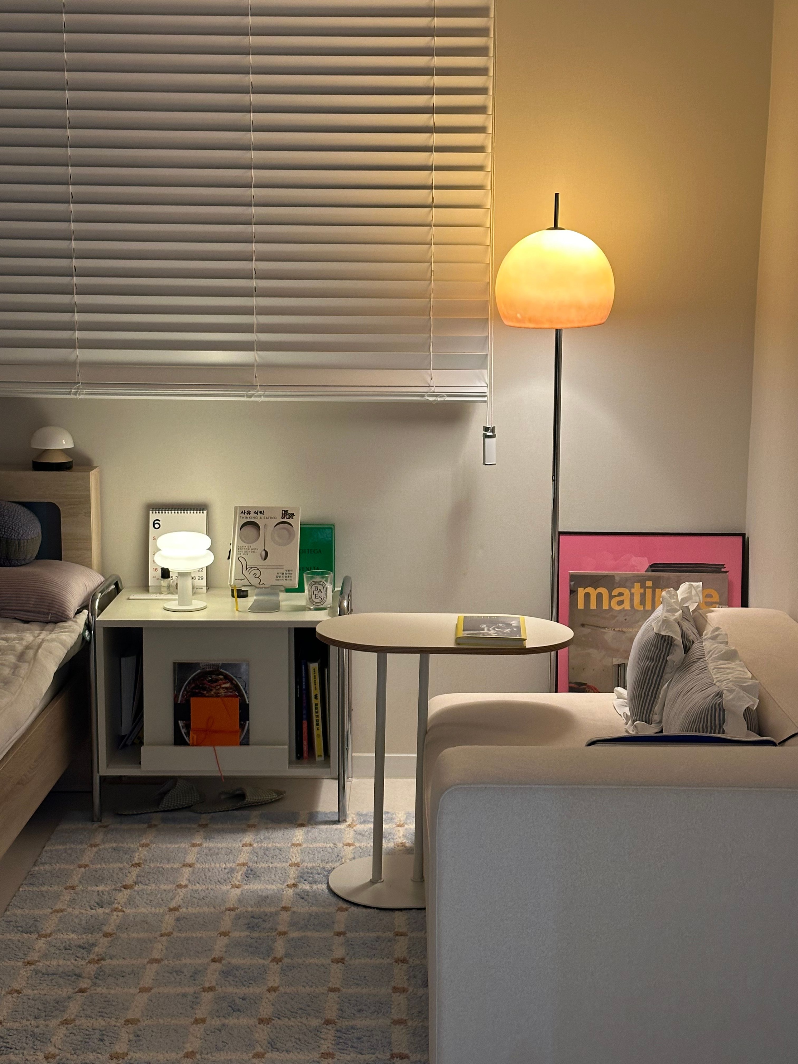 Slim C-Side Sofa Table user photo
