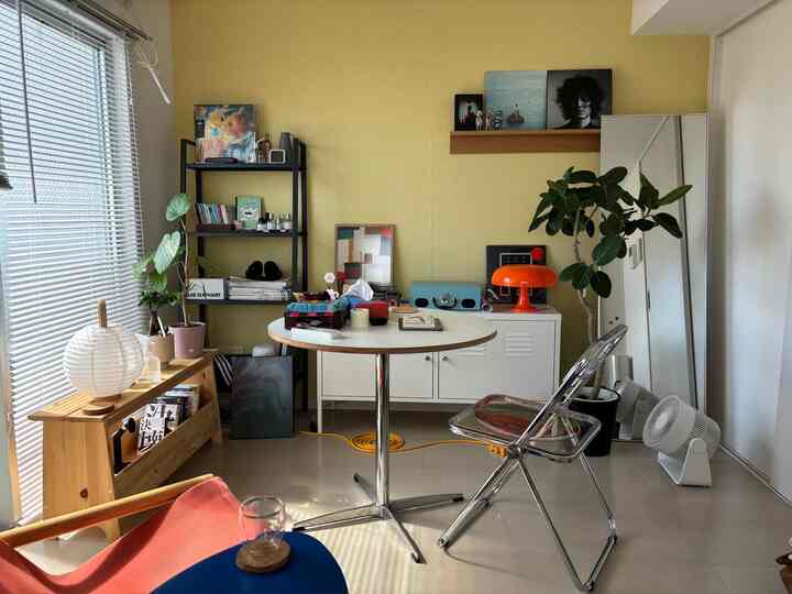 最近真夏過ぎて溶けそう🫠
#1K7畳 #7畳インテリア #一人暮らし #一人暮らし部屋 #一人暮らしインテリア #ひとり暮らしインテリア #イケア #IKEA #カラフルインテリア