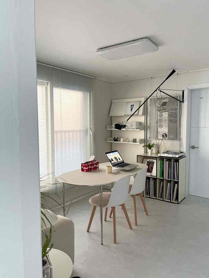 Interior ruang tamu rumah kantor untuk dinikmati sendiri 🤍

Betapa menyenangkannya memiliki meja makan yang luas untuk Anda sendiri...

#Desk Terrier Keluarga #Vintage #Dua Kamar #Kayu #Kehidupan Minimal #Kayu Putih #Pengorganisasian #Rekomendasi Hadiah #Beli dengan uang saya sendiri #Meja Terrier #Tukang Daging #Rencana Interior #Rekomendasi Pencahayaan #Zona Foto Rumahku #Rumahku Hari Ini #Ikuti -Up #Tersibuk di Rumah #Foto dari pemandangan hari ini #Alat peraga meja #Dekorasi #Hiasan dinding #Organisasi meja #Komuter rumah kantor #Interior meja #Dekorasi #Saya yang paling sibuk di rumah #Pencahayaan meja #Barang cantik adalah yang terbaik # Meja komputer #Rumahkantor