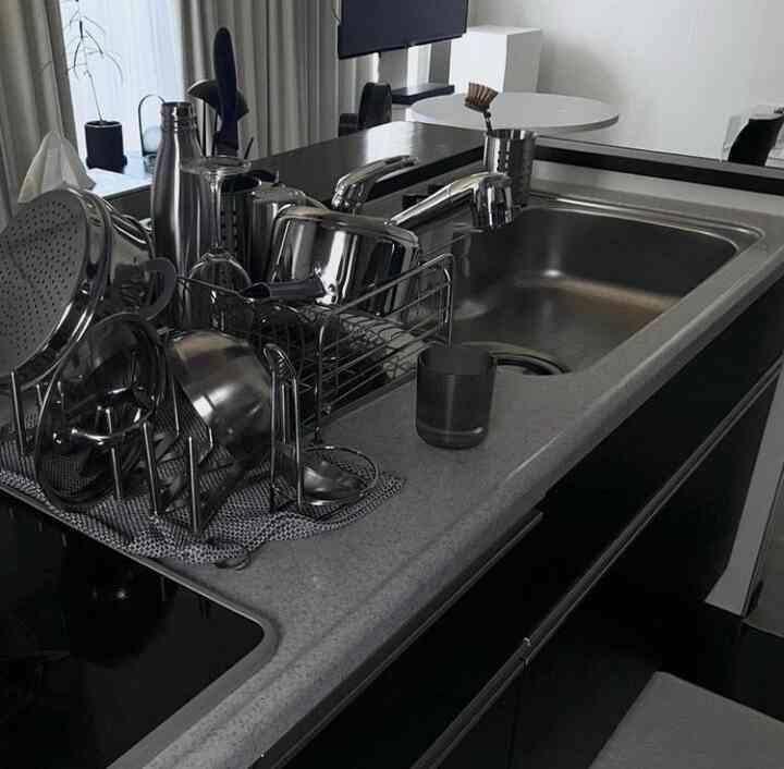 kitchen
キッチンアイテムをステンレス製に買い替え中









#ikea #IKEAキッチン #キッチングッズ #キッチンアイテム #ステンレス #無機質 #無機質が好き #キッチン用品 #キッチンルーム #ジョージジェンセン #シンプルな暮らし #my lifestyle