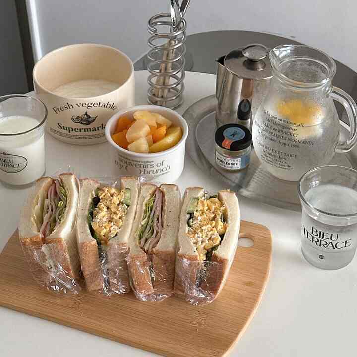 Sandwich from my last holiday🥪

#breakfast
#holiday
#how to spend your holiday