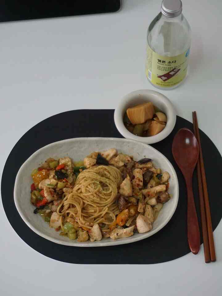 Ellipse ランチョンマット 2枚セット［6色］を使ったコーディネート 1