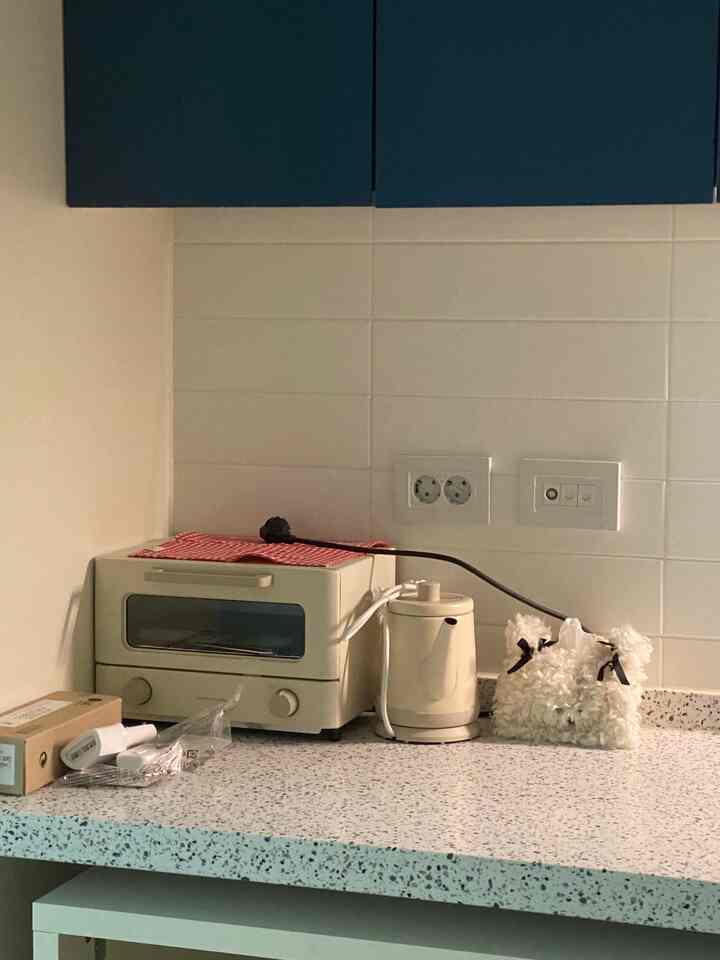 レッドチェック テーブルクロスを使ったコーディネート 3