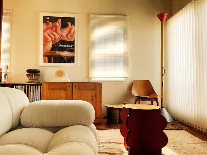 キャビネットの上に🍳の様なアートピースを飾りました。

#アートピース #アート #ヴィンテージ #ビンテージ #リノベーション 